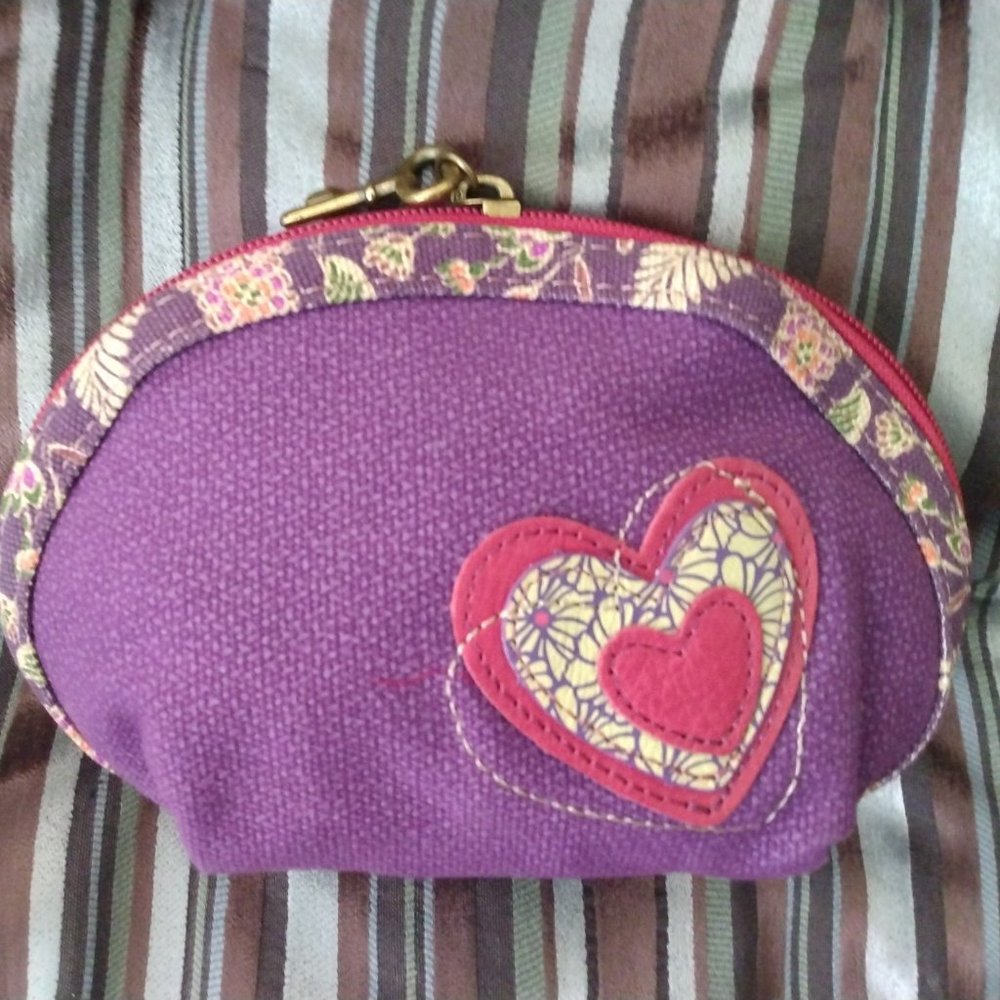 Fossil A Few Of My Favorite Things Key Pull Pouch… - image 1